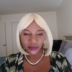 Meet your Posher, Jean